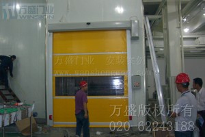 福州統(tǒng)一企業(yè)有限公司快速卷門(mén)安裝案例
