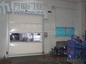 塑膠制品行業快速卷門安裝案例